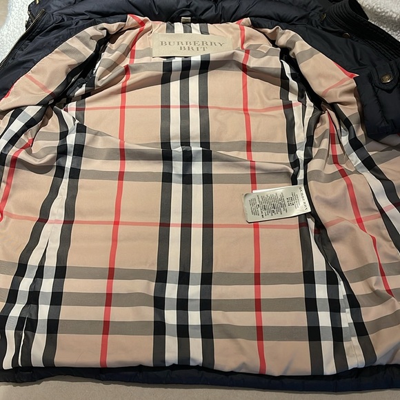 Authentic Burberry Brit down jacket size SP - Picture 6 of 10